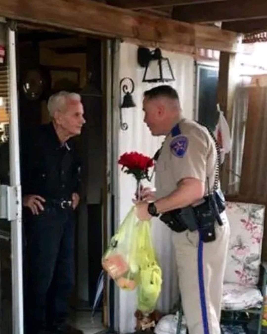A Valentine’s Gesture That Touched an Entire Community.